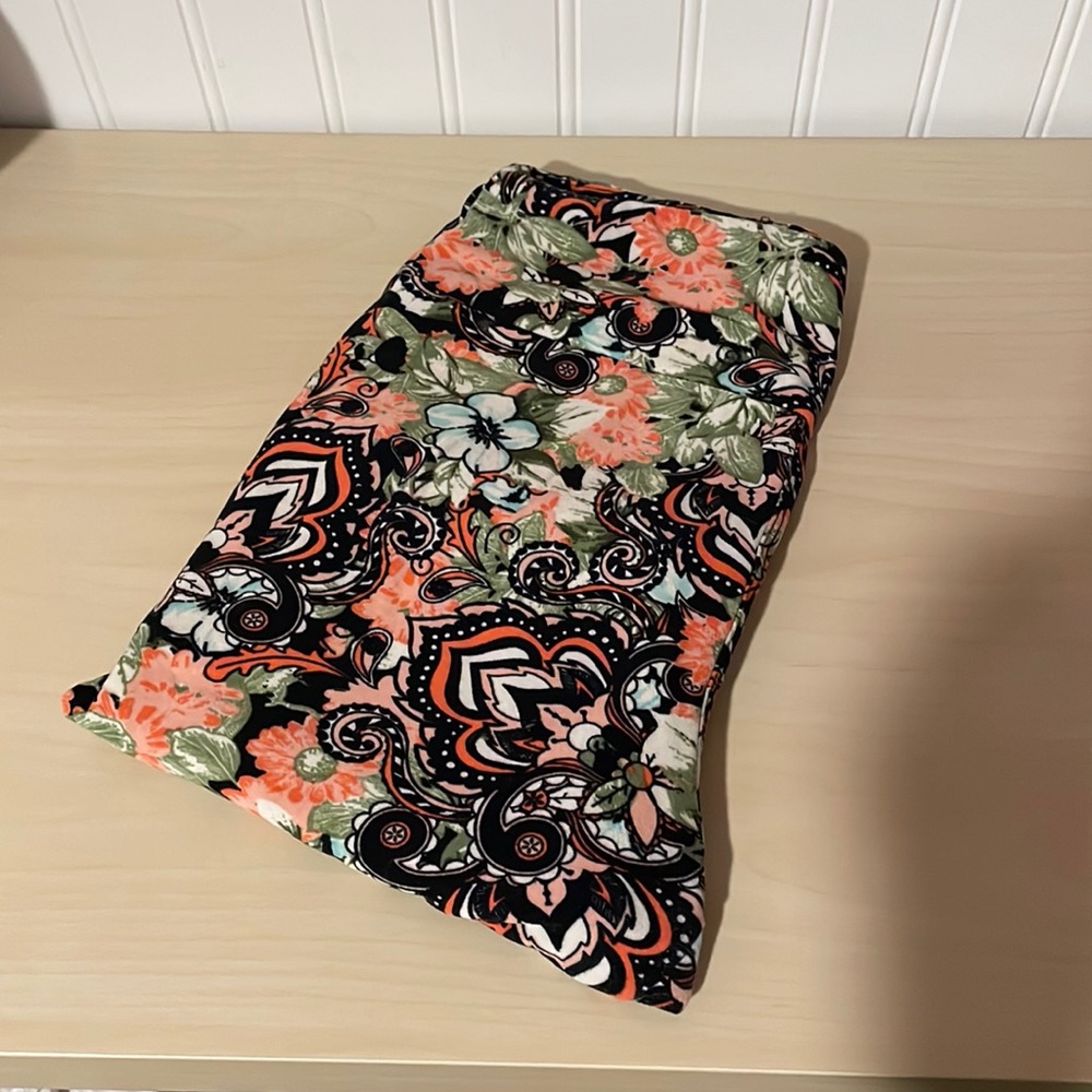 Blue/Pink Floral Print LuLaRoe Leggings